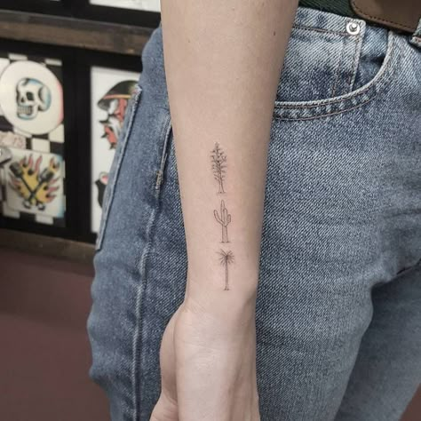 Single needle pine tree, cactus and palm tree tattoo. Palm Tree Tattoo Ideas, Tattoo Nail Art, Bonsai Tree Tattoos, Tree Tattoo Meaning, Watercolor Palm Tree, Pine Tattoo, Ideas For Watercolor, Tree Tattoo Ideas, Willow Tree Tattoos