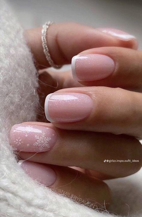 Semi Permanente, Nagel Tips, Winter Nails Acrylic, Christmas Nails Easy, Christmas Gel Nails, Simple Gel Nails, Girly Acrylic Nails, Snowflake Nails, Christmas Nails Acrylic