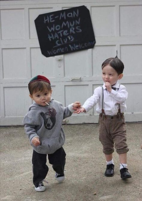 Halloween Costumes For Brothers, Brother Halloween Costumes, Twin Costumes, Halloween Infantil, Twin Halloween, Baby Boy Halloween, Twin Halloween Costumes, Boy Halloween, Baby Kostüm