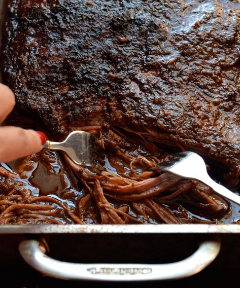 Jewish Brisket Recipes, Jewish Brisket, Brisket Rub Recipe, Brisket Marinade, Brisket Crock Pot, Roast Brisket, Brisket Oven, Brisket Recipes Smoked, Braised Brisket