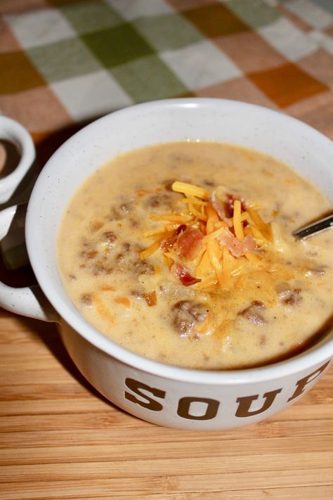 Queso Soup, Cheese Burger Soup, Burger Soup, Bacon Cheeseburger Soup, Low Carb Soups, Keto Soups, Low Carb Dinners, Cheeseburger Soup, Low Carb Ideas