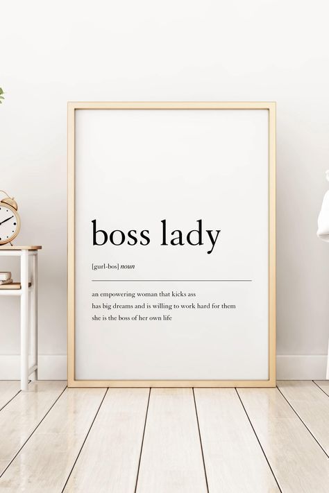 frame Decorate your girlie bedroom with girl boss printable wall art and boss babe quotes like this! Quotes Bedroom Wall, Feminine Bedroom Decor, Wall Prints Quotes, Art Hallway, Ideas Habitaciones, Teenage Girl Room, Decor Paintings, Feminine Bedroom, Printing Store