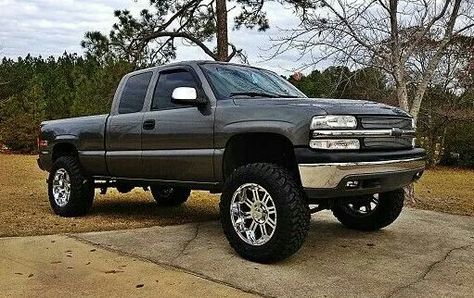 Chevy Silverado Single Cab, Lifted Silverado, Chevy 4x4, Chevy Trucks Silverado, Silverado Truck, State Of Georgia, Black Truck, Old Ford Trucks, Lifted Chevy