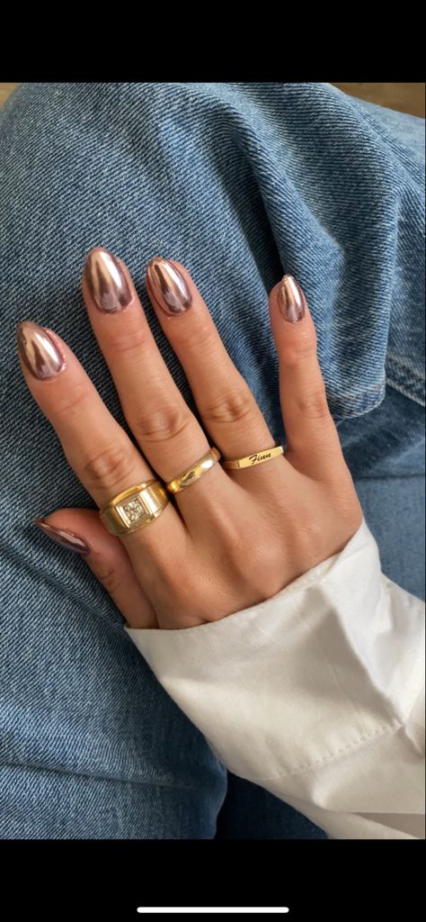 September Chrome Nails, Light Brown Nails With Chrome, Short Brown Chrome Nails, Cognac Nails, Chrome Fall Nails 2023, Fall Crome Nails, Burnt Orange Chrome Nails, Autumn Chrome Nails, Copper Chrome Nails