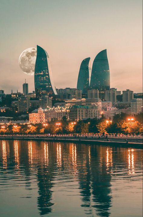 Azerbaijan Aesthetic, Azerbaijan Travel, Baku City, Azerbaijan Flag, Baku Azerbaijan, Moon Photography, Beautiful Places On Earth, Scenic Beauty, Aesthetic Photography Nature