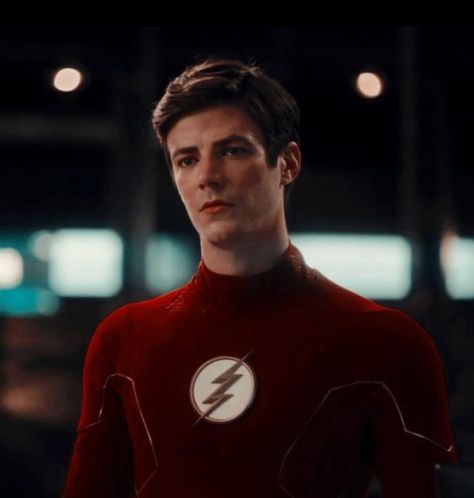 The Flash Pfp, Barry Allen Wallpaper, Barry Allen Flash, The Flash Barry Allen, Superior Spiderman, Berry Allen, Gaming Supplies, Flash Show, Spiderman Wallpaper