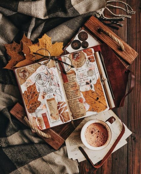 Dark Academia Aesthetic Wallpaper, Fall Mood Board, Christmas Aesthetic Wallpaper, Journal Aesthetic, Fall Feels, Autumn Cozy, Autumn Aesthetic, Fall Wallpaper, Scrapbook Journal