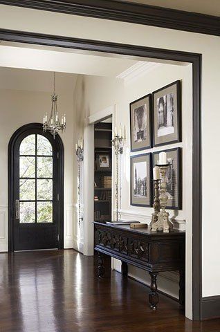 Black Trim Interior, Interior Door Colors, Door Frame Molding, Dark Doors, Trendy Door, Dark Trim, Dark Floors, Hallway Designs, Foyer Decor