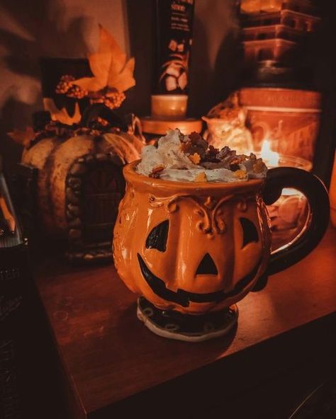 Halloween, Bedroom, Candles, Halloween Decorations, A Pumpkin, Decor Ideas, Mug