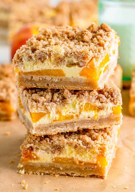 Peach Mango Dessert Recipes, Recipes Using Mango, Fresh Mango Recipes, Mango Crumble, Oatmeal Crumble Bars, Peach Cobbler Cheesecake, Mango Oatmeal, Oatmeal Crumble Topping, Mango Bars