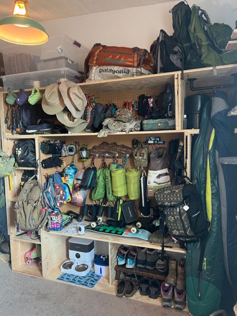 Camp Gear Storage Ideas, Camping Gear Wall Storage, Pegboard Camping Gear Storage, Hiking Gear Room Ideas, Camping Storage Garage, Mountaineering Gear Storage, Gear Shed Organization Ideas, Gear Closet Ideas, Hiking Closet Organization