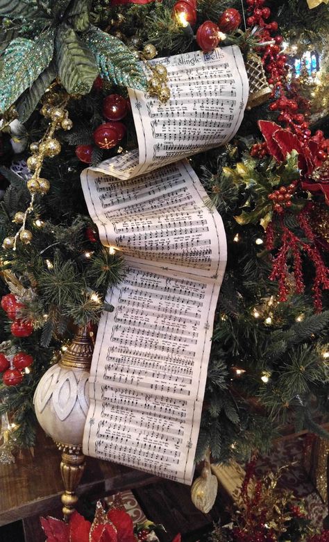 Pigeon Forge Christmas, Music Festival Decorations, Music Christmas Ornaments, Diy Christmas Tree Topper, Music Ornaments, Tree Themes, Christmas Place, Christmas Lovers, 12 December