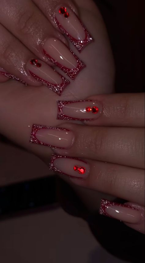 Nail Designs For Prom Red, Cute Nails For Red Dress, Cute Hoco Nails For Red Dress, Acrylic Nails For Red Prom Dress, Red Hoco Nails Acrylic, Nail Ideas Glitter Sparkle, Red Glitter Nails Acrylic French Tips, Nails For Prom Red Dress, Nails For Red Prom Dress