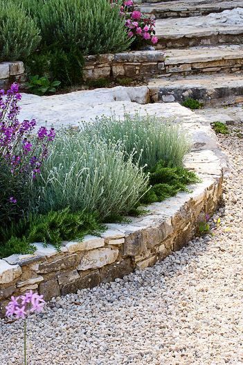 Drought Tolerant Stone Walls Garden, Garden Wall Designs, Rose Garden Design, Gravel Garden, Walled Garden, Stone Garden, Garden Types, Have Inspiration, Mediterranean Garden