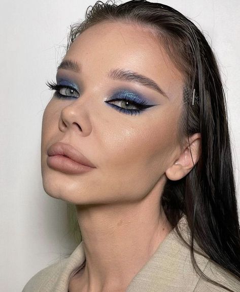 Ball Makeup, Blue Eyeshadow Looks, Wedding Eye Makeup, Prom Eye Makeup, Formal Makeup, Makeup Help, Pinterest Makeup, Perfect Blue, Wedding Makeup Looks