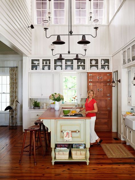 Earthy Kitchen, Blue And White Home, Heart Pine Flooring, Oak Panels, Kitchen Ceiling, Island House, Window Styles, White Home, Home Trends