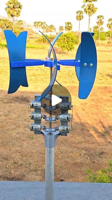 Wind Power Diy, Building A Wind Turbine, Vertical Wind Turbine, Solar Energy Design, Small Wind Turbine, Wind Power Generator, Diy Generator, Free Energy Projects, Wind Turbine Generator