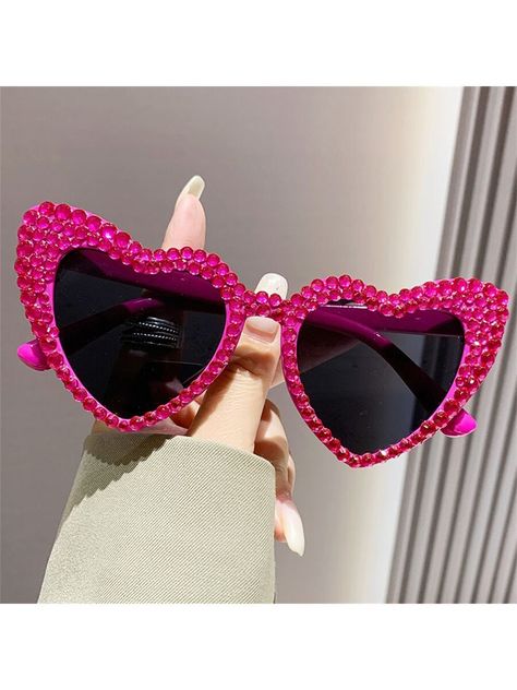 Hot pink rhinestone heart-shaped sunglasses with black lens Hot Pink Sunglasses, Bridesmaid Sunglasses, Sabrina Concert, Pink Heart Sunglasses, Legal Wedding, Halloween Beach, Glasses Inspiration, Winter Party Outfit, Glasses Fashion Women