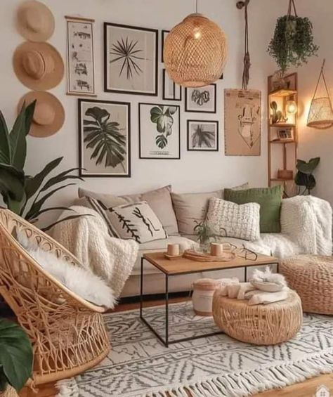 Boho Funky Living Room, Elegant Dining Room Decor, Fall Mantel Decor, Room Decor Tips, Mantel Decor Ideas, Earthy Living Room, Boho Chic Living Room, Beige Living Rooms, Home Decor Quotes