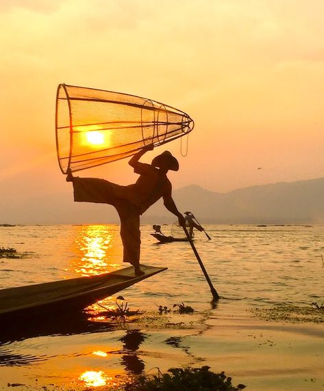 Inle Lake Myanmar, ရှုခင်းပုံများ Myanmar, Myanmar Aesthetic, Myanmar Culture, Myanmar Photo, Myanmar Country, American Tourister Luggage, Martin Landau, Burma Travel