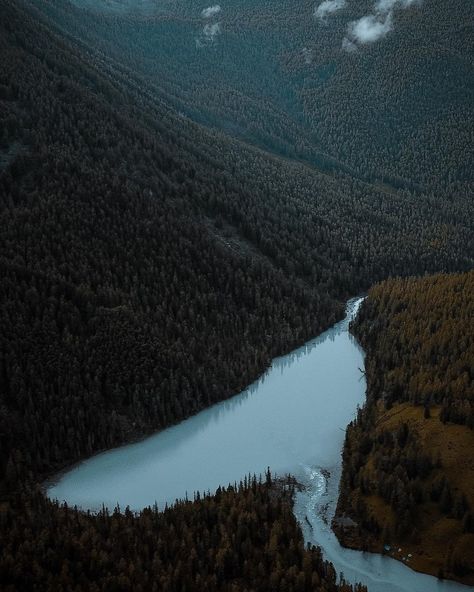 Russia Nature, Glacial Lake, Altai Mountains, Spa Jacuzzi, Mountain Aesthetic, Best Nature Wallpapers, Alpine Meadow, Nature Wallpapers, Alpine Lake