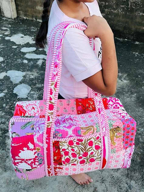 Cotton Quilted block print weekend bags 100% cotton fabric SIZE: medium : 16" x 8" x 8 " large : 18" x 9" x 9 Big Size :20" x 10" x 10"   the bags feature two pockets each on the outside :Color : Assorted & We Have More Color please Send me massage  : Quilted Padding great for weekend getaways, beach trips and as carry on bags while travelling Ask me for custom orders, personalized pouches or wholesale CARE: Machine wash separately in cold water Duffel Bag Aesthetic, Cute Duffle Bag, Hand Luggage Bag, Personalized Pouch, Weekend Bags, Weekend Travel Bags, Quilted Backpack, Beach Trips, Quilted Totes