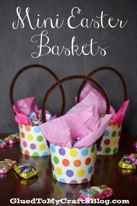 Paper Cup Mini Easter Baskets {Craft} Easter Baskets Craft, Slp Crafts, Mini Easter Baskets, Homemade Easter Baskets, Mini Easter Basket, Easter Food Crafts, Paper Cup Crafts, Easter Cups, Easter Baskets To Make