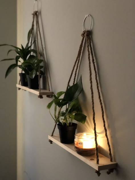 Home Gel Nails, Wall Hanging Decorations, Ivy Garland, Home Drawing, Indoor Plant Wall, Drawing Home, Diy Hanging Shelves, نباتات منزلية, Hanging Plant Wall