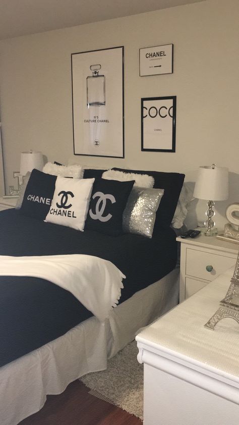 Bedroom Ideas Chanel, Room Ideas Pictures Wall Art, Dior Aesthetic Room Decor, Chanel Bedroom Ideas Diy Room Decor, Coco Chanel Room Ideas, Channel Bedroom Ideas, Girly Black And White Bedroom, Chanel Decor Bedroom, Designer Bedroom Decor Chanel