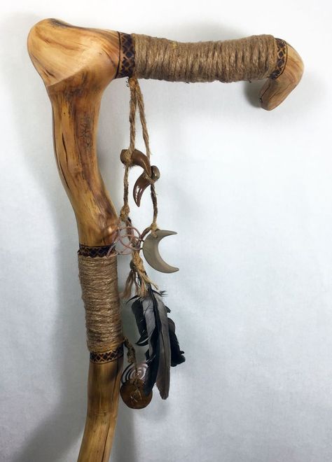 Witches Staff, Witch Stick, Staff Ideas, Wizard Staff, Wooden Staff, Walking Staff, Ren Faire Costume, Old Hag, Pagan Art