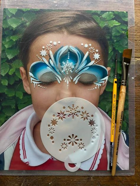 Frozen Face Painting, Frozen Face Paint, Easy Face Painting Designs, Frozen Face, Winter Face, Christmas Face Painting, Snow Princess, Face Painting Easy, Face Painting Designs