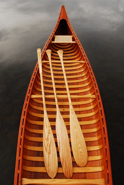 wood paddles wood canoe1 | Hand made paddles listed for sale… | Flickr Canadian Canoe, Canoe Plans, Paddle Decor, Field Museum Chicago, Peabody Museum, Wood Canoe, Wooden Canoe, Minnesota Historical Society, Historic New England