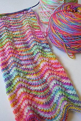 For multicolor yarn that speckles instead of stripes: Alternate a dark and a light. Here, a Chevron Scarf: Two distinctly different hand dyed yarns alternated Chevron Scarves, Scarf Knitting Patterns, Knit Picks, Free Knitting Pattern, Knitting Techniques, Knit Or Crochet, Scarf Pattern, Loom Knitting, Crochet Scarves