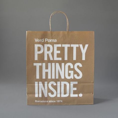 Shopping Bag Design, Paper Bag Design, Store Concept, Graphisches Design, Cool Packaging, Brown Paper Bag, Pretty Packaging, Creative Packaging, Wrapping Ideas