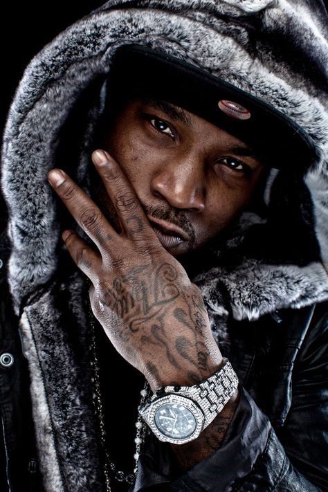 Young Jeezy, (born Jay Jenkins), American rapper. He is a member of Southern hip hop group United Streets Dopeboyz of America (USDA) & a former member of the BMF (Black Mafia Family). His hits include Soul Survivor, And Then What, Go Getta, I Luv It, Go Crazy, My Hood, Put On, Lose My Mind, F.A.M.E., I Do, & Leave You Alone. He has also appeared on Say I by Christina Milian, I'm So Paid by Akon, Hard by Rihanna, & Love in This Club by Usher songs. He has received 4 Grammy nominations. Young Jeezy, Jeezy, Real Hip Hop, Hip Hop And R&b, Gangsta Rap, Hip Hop Art, Rap Artists, Hip Hop Artists, Hip Hop Culture