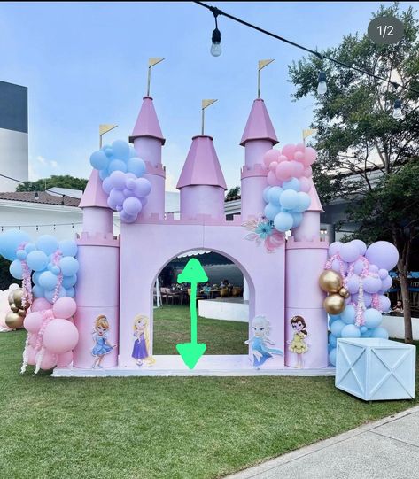 Disney Princess Party Entrance, Princess Castle Decorations, Castle Theme Birthday Decorations, Princess Castle Theme Birthday Party, Disney Princess Backdrop Diy, Disney Party Backdrop, Castle Backdrop Diy Princess Party, Disney Castle Backdrop, Tattoo Pencil Drawings