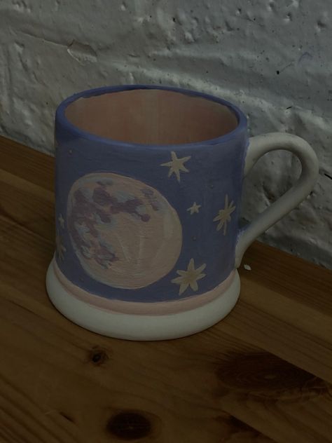 Moon Ceramic Mug, Moon Mug Ceramics, Moon Cup, Moon Mug Pottery, Celestial Pottery Painting Ideas, Cute Pottery Mug Ideas, Moon Pottery Painting, Pretty Mug, Cute Pottery Mugs