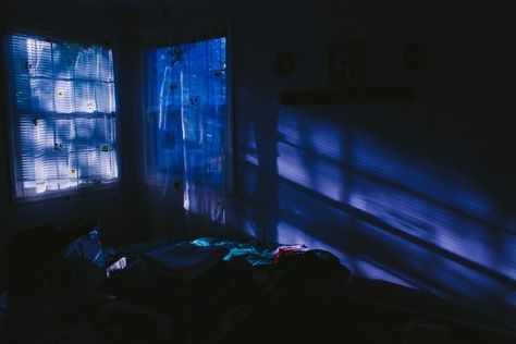 Neon Blue Room, Infinity On High, Blue Hour Photography, Light Blue Bedroom, Girl Apartment Decor, Niche Aesthetic, Girl Apartment, Neon Room, Dark Bedroom