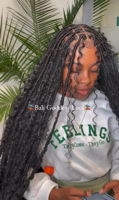 Fake Hair Braids, Goddess Faux Locs, Faux Loc, Braided Hairstyles For Black Women Cornrows, Goddess Braids Hairstyles, Quick Natural Hair Styles, Faux Locs Hairstyles, Box Braids Hairstyles For Black Women, Cute Braided Hairstyles