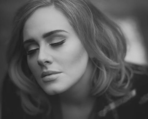 The Queen Adele is back <3 Lacrimosa Mozart, Adele 25, Gabrielle Aplin, The Righteous Brothers, Adele Hello, Hello Gif, Xavier Dolan, Rhymes Songs, Eyes Closed