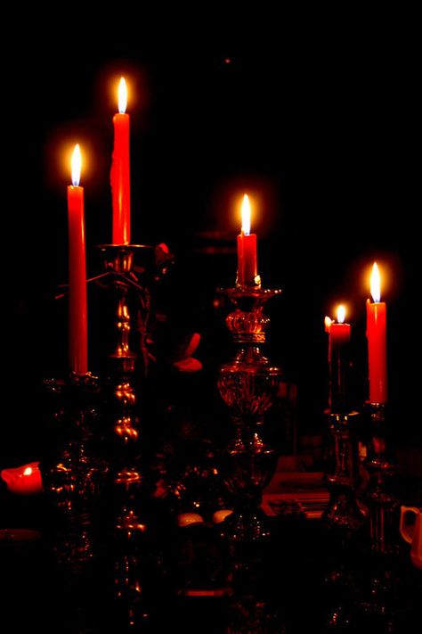 Candlelight beauty... Naryu Virian, Carmine Aesthetic, Halloween Dark Aesthetic, Noxus League Of Legends, Red Witch, Marvel Aesthetic, Sweet Revenge, Gothic Aesthetic, A Whale