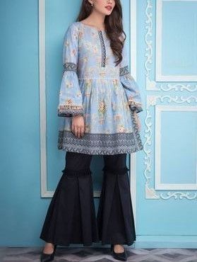 Summer & Winter Frock Design Frock Designs, Girls Dresses Sewing, Stylish Short Dresses, Pakistani Dresses Casual, Pakistani Fashion Party Wear, Girls Frock Design, Beautiful Pakistani Dresses, Sleeves Designs For Dresses, Party Kleidung