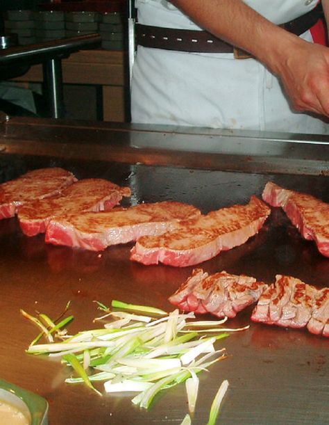 Hibachi Beef Recipes, Benihana Steak Recipe, Hibachi Steak Recipe, Hibachi Food, Hibachi Steak, Hibachi Restaurant, Hibachi Recipes, Steakhouse Recipes, Strip Steak Recipe