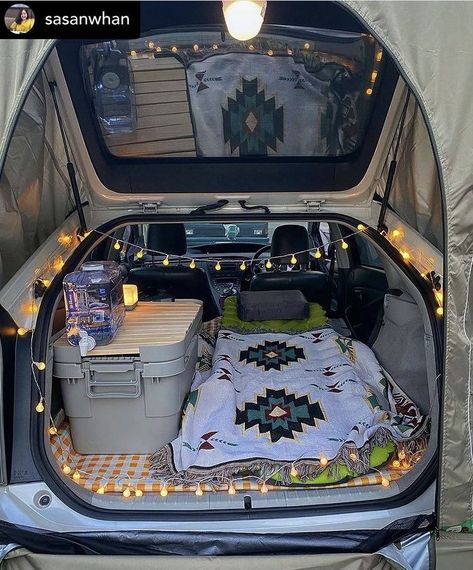 Minivan Decoration Ideas, Car Camping Decor, Small Car Living, Suv Home, Suv Living Ideas, Minivan Aesthetic, Living In Car Hacks, Prius Aesthetic, Suv Camping Ideas