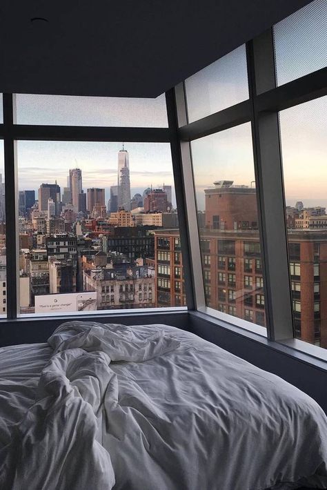 7 Hotels Where Celebrities Stay in New York City | HYPEBAE Window Beds, Apartamento New York, Posh Aesthetic, Gif Background, New York Vibes, Hotel Lobby Design, Apartment View, New York City Apartment, Nyc Aesthetic