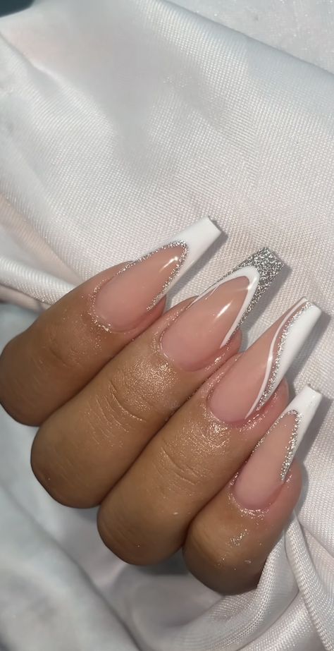 Nail Designs White Swirl, Nails With Rhinestones Simple, White Ballerina Nails, Nails Bailarina, Gel Toe Nails, Fancy Nails Designs, Short Square Acrylic Nails, Acrylic Nails Coffin Pink, Cute Gel Nails