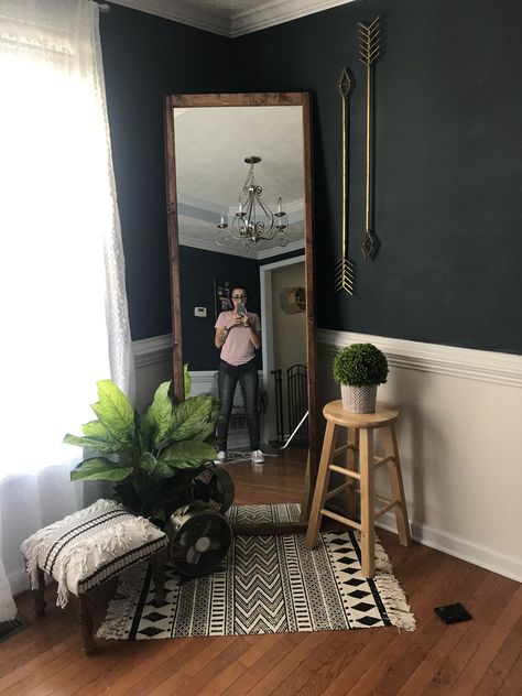 Mirror With Rug Bedroom, Mirror Shelf Wall, Rug For Mirror, Full Length Mirror With Stool, Tall Mirror In Corner Of Bedroom, Mirror Rug Decor, Standing Mirror With Plants, Jewelry Corner Bedroom, Cozy Mirror Corner