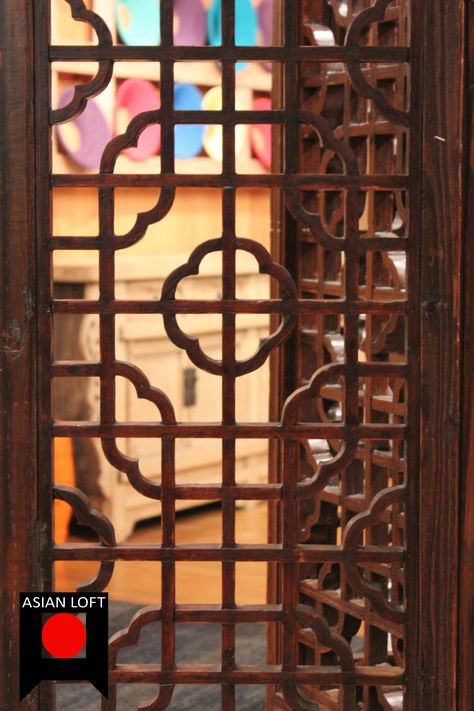 The intricate pattern of Chinese window panel has long been an artistic form in Chinese decorative art Chinese Window Pattern, Chinese Tiles, Asian Room, Chinese Window, Chinese Room, Chinese Door, Folding Screen Room Divider, Cornice Design, Ancient Chinese Architecture