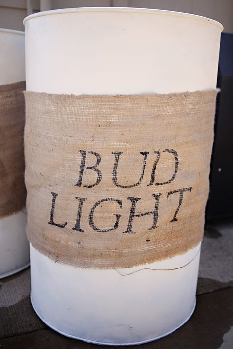 Oil drum painted whie and burlap stenciled with the type of beer it holds! way cuter than a trash can! Trash Can Ideas, Can Ideas, Wedding Diys, Nordic Wedding, Reception Bar, Wedding Renewal, Barn Wedding Decorations, Wedding Shower Decorations, Printing On Burlap