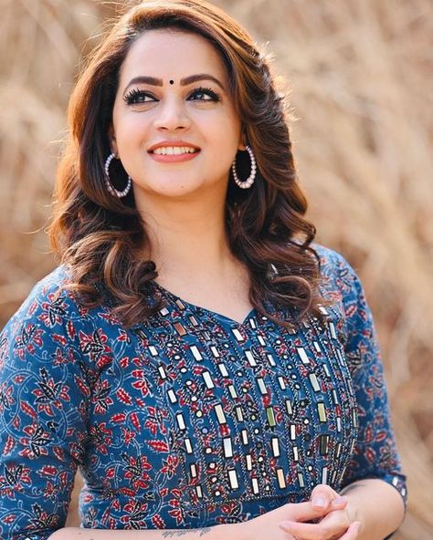 Bhavana Menon, Bhavana Actress, South Actress, Actress Photos, Girl Face, Hollywood, Actresses, Photography, On Instagram